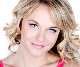 Ashley Spencer, Mike McGowan & More Complete Priscilla Queen of the Desert Cast