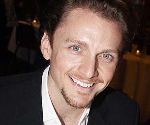 It's Tidy-Up Time for Next to Normal's Jason Danieley