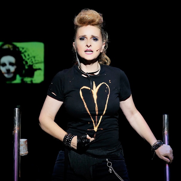 http://s3.broadway.com/article-photos/large/1.154640.jpg