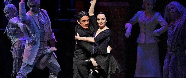 The Addams Family's Kooky Couple Bebe Neuwirth and Roger Rees Are Taking Your Questions