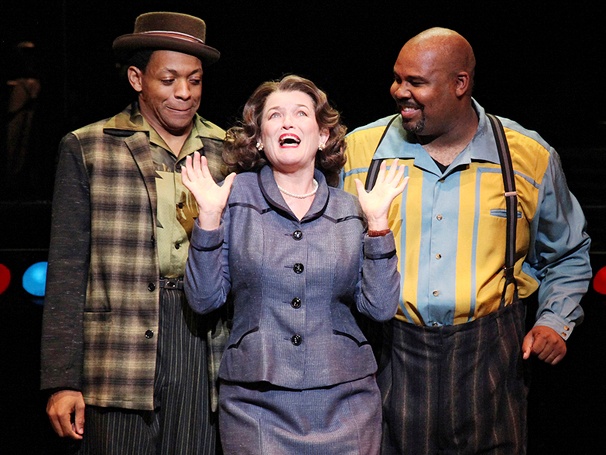 http://s3.broadway.com/article-photos/large/1.157765.jpg