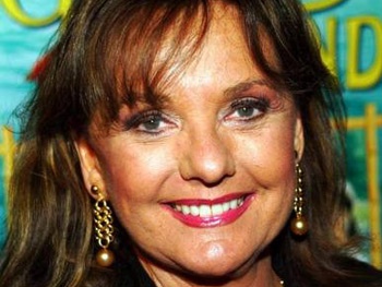 Dawn Wells and Robin Strasser Join February Cast of Love, Loss and What I Wore
