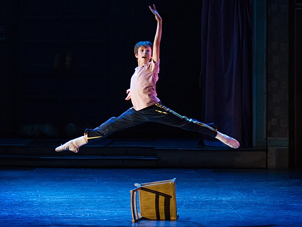 Billy Elliot Star Kylend Hetherington Loves Spreading Show’s Powerful Message on Tour