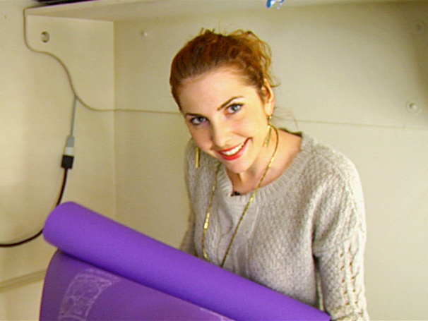 Ta-Da! Marla Mindelle Can’t Live Without a Secret Bed and Boozy Yoga Mat Backstage at Sister Act 