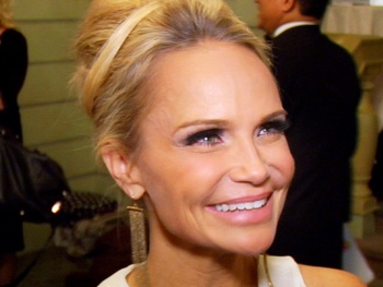 Watch Kristin Chenoweth's Famous Friends Salute the 'Humbled' Star at Drama League Gala