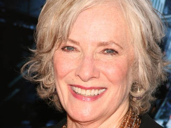  Betty Buckley, LaChanze, Michael Urie & More Join Roster For Broadway Backwards 7