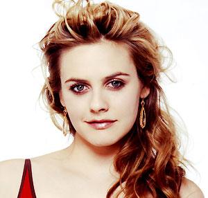 Alicia Silverstone Joins Laura Linney in MTC's Time Stands Still