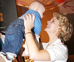 What's Up, Kelli O'Hara? The South Pacific Star on Juggling B'way and Baby