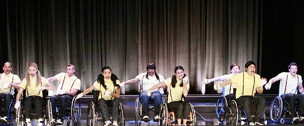 Glee-Cap: Ep. 9: A Gravity-Defying Diva-Off