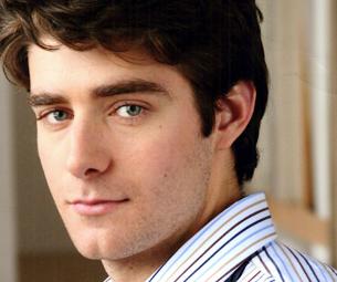 Drew Gehling of Jersey Boys Resolves to Pull His Sweet Tooth in 2010
