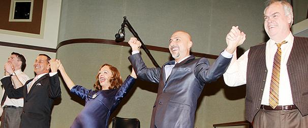 Tallulah Makes a Broadway Comeback as Valerie Harper Opens in Looped