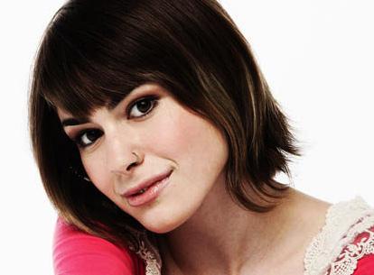 Revealed: Kooky American Idol Chick Siobhan Magnus' High School Musical Past!
