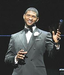 Usher Extends Stay in Chicago Through October 14