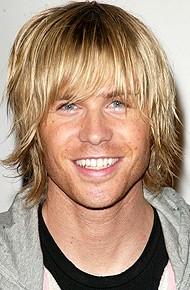 Pop Star Ashley Parker Angel Is Hairspray's Next Link Larkin