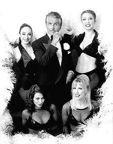 George Hamilton Plans Four-Week Stay in Chicago