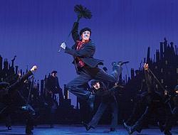 Gavin Lee to Hit the Road in Mary Poppins 
