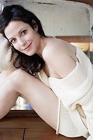 Tickets Now On Sale for Hedda Gabler Starring Mary-Louise Parker