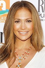 Jennifer Lopez Eyes Move to Washington Heights