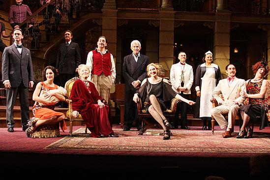Royal Family Opening Night – curtain call group