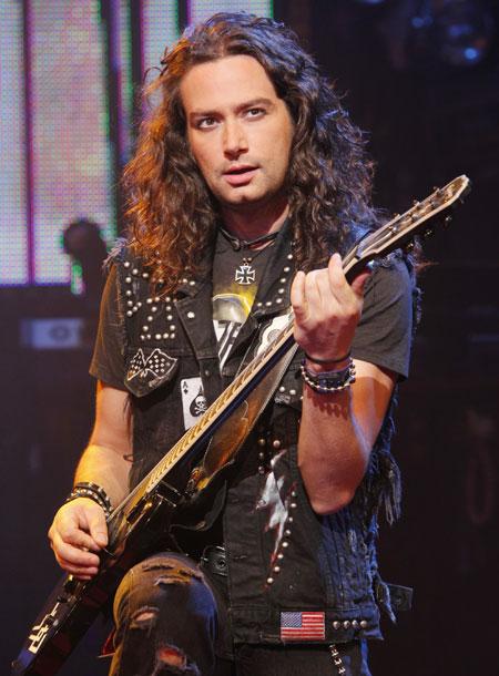 Show Photos - Constantine Maroulis (guitar)