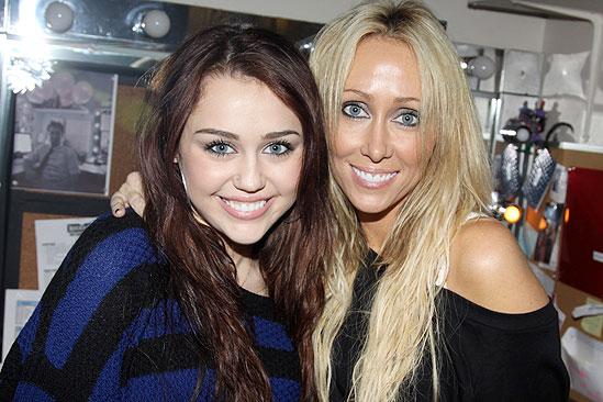 Miley Cyrus at Rock of Ages – Miley Cyrus – mom Tish