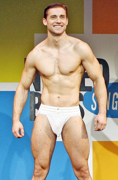 Naked Boys Sining - Show Photos - cast 3
