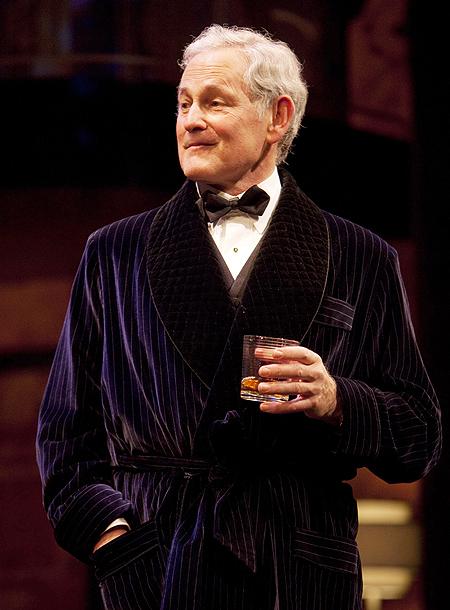 Present Laughter - Show Photos - Victor Garber