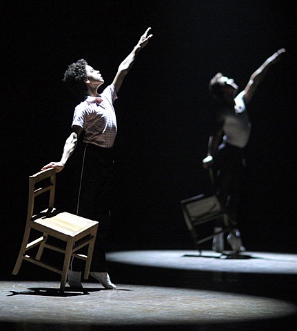 Billy Elliot - Show Photo - David Alvarez (chair)