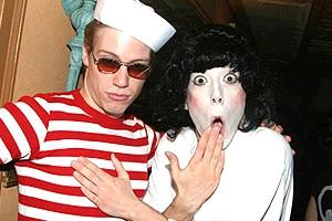 Avenue Q Halloween - Barrett Foa - John Tartaglia