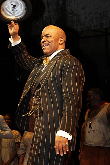 http://s3.broadway.com/photos/large/5.169996.jpg