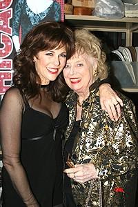 Rita Wilson opens in Chicago - Rita Wilson - Sheila MacRae
