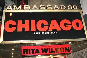 Rita Wilson opens in Chicago - marquee