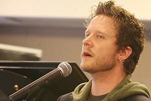 Hilton Harmony Piano/High Fidelity - Will Chase (singing)