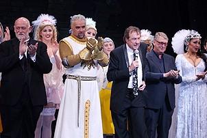 Photo Op - Spamalot opens in Las Vegas - cc - John Du Prez - John O'Hurley - Eric Idle - Mike Nichols - Nikki Crawford