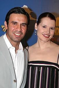 Photo Op - Spamalot opens in Las Vegas - Dr. Reza Jarahy (husband) - Geena Davis