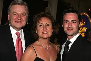 Photo Op - Spamalot opens in Las Vegas - Thomas (dad) - Rita (mom) - Max Von Essen