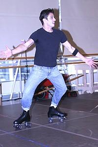 Photo Op - Xanadu press preview - James Carpinello - skates 2