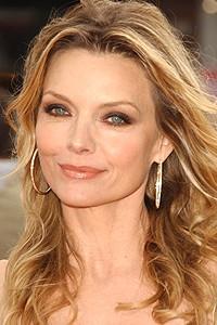 Photo Op - Hairspray Movie Premiere in LA - Michelle Pfeiffer