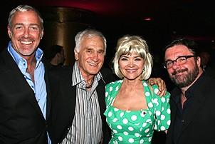 Photo Op - Hairspray movie premiere in New York - Scott Wittman - Dick Latessa - Linda Hart - Nathan Lane
