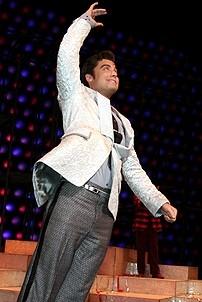 Photo Op - Lance Bass Opens in Hairspray on 5th Anniversary - cc - Lance Bass 