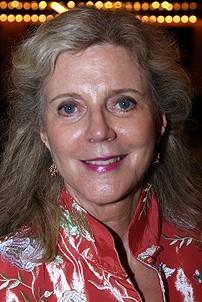 Photo Op - Mauritius opening - Blythe Danner 