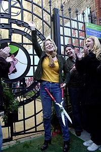 Photo Op - Wicked Day 2007 -  Bette Midler (cut)