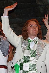 Clay Aiken opens in Spamalot - cc - Clay Aikens (waving)