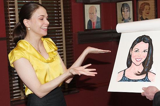 Sutton Foster Honored at Sardi’s – Sutton Foster