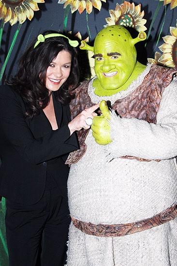 Catherine Zeta-Jones at Shrek the Musical – Catherine Zeta-Jones – Brian d’Arcy James