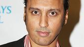 Hamlet opening - Aasif Mandvi 