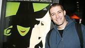 Photo Op - Wicked Day 2006 - Matthew Morrrison (with poster)