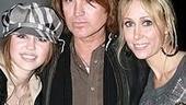Photo Op - Miley Cyrus at Mamma Mia! - Miley Cyrus - Billy Ray Cyrus - Leticia Cyrus 