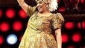 Darlene Love's Final Performance - Darlene Love (waves goodbye)
