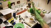 Nicole Parker Backstage at Wicked – hand2